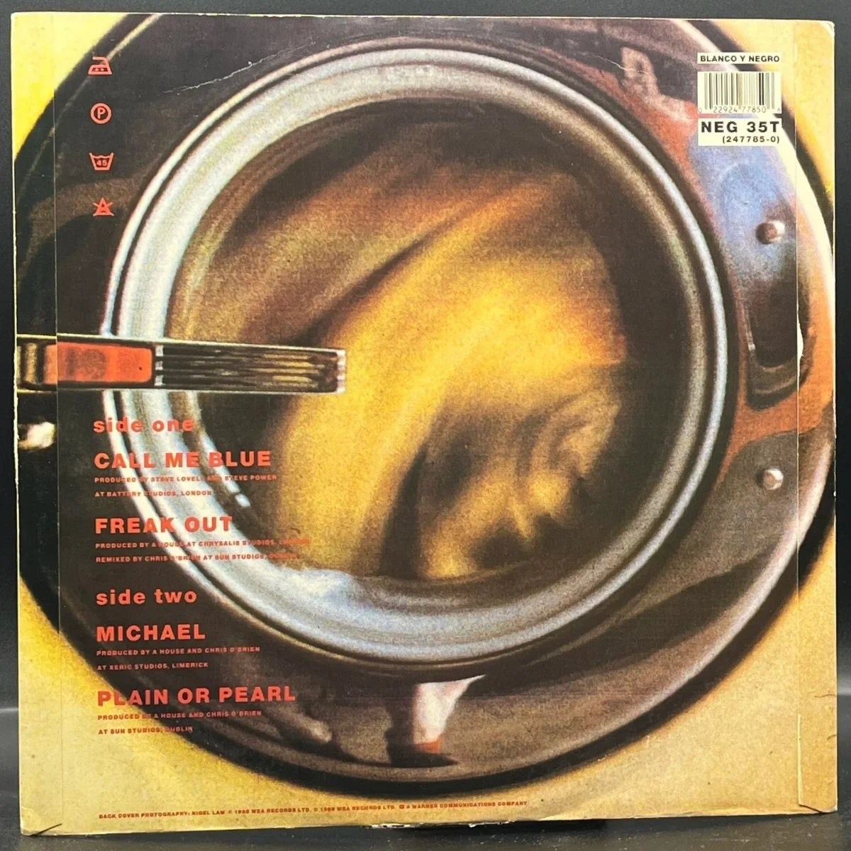 A House - Call Me Blue (EP)