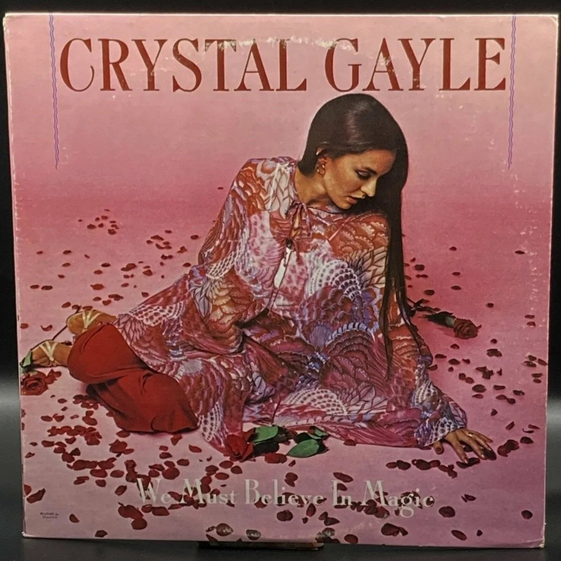 Crystal Gayle - We Must Believe In Magic