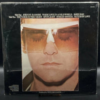 Elton John - Victim of Love