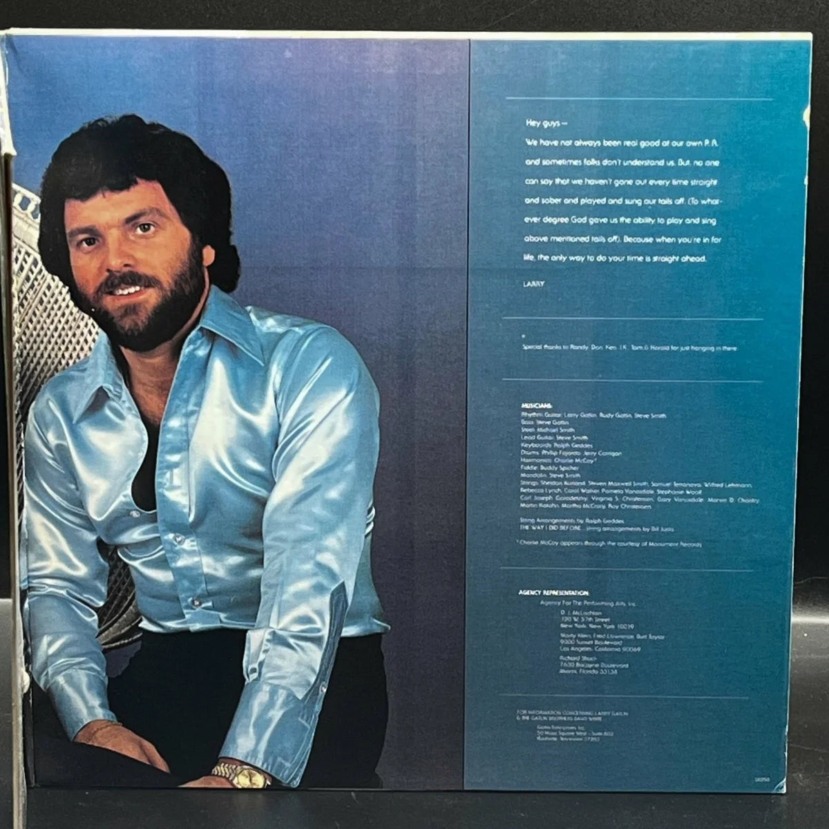 Larry Gatlin & The Gatlin Brothers - Straight Ahead