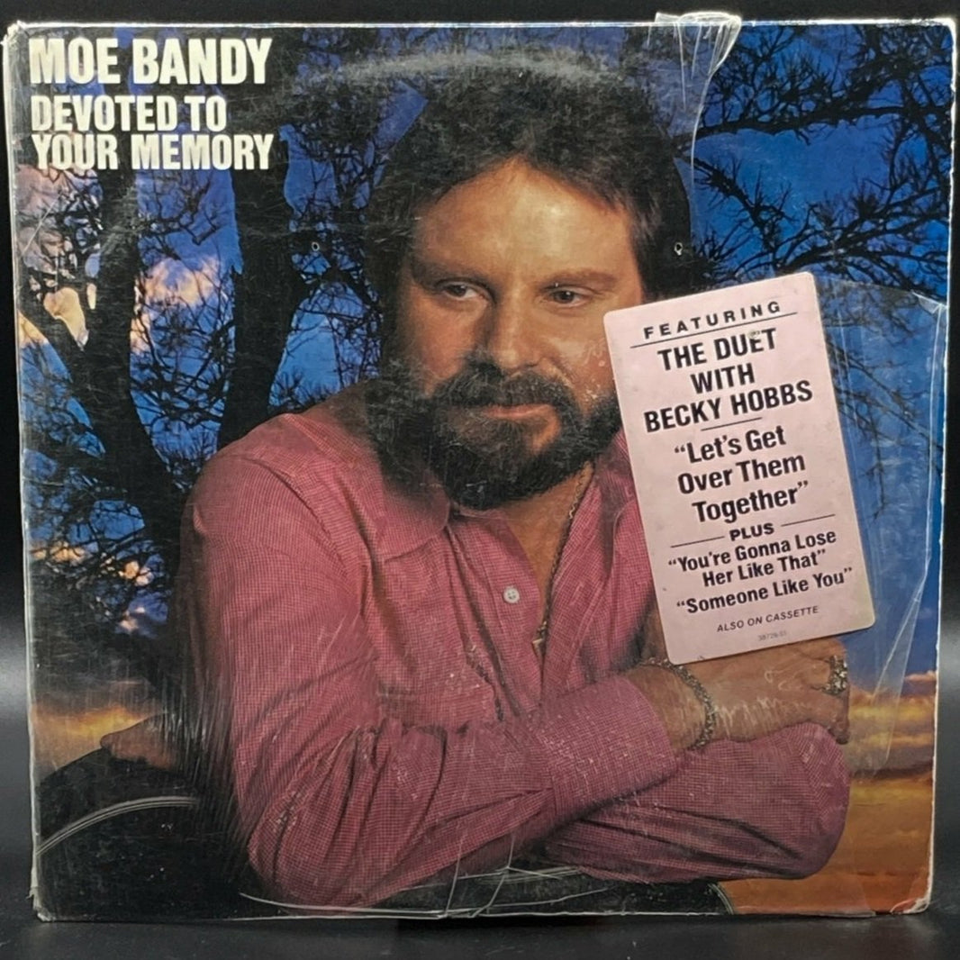 Moe Bandy - Devoted To Your Memory