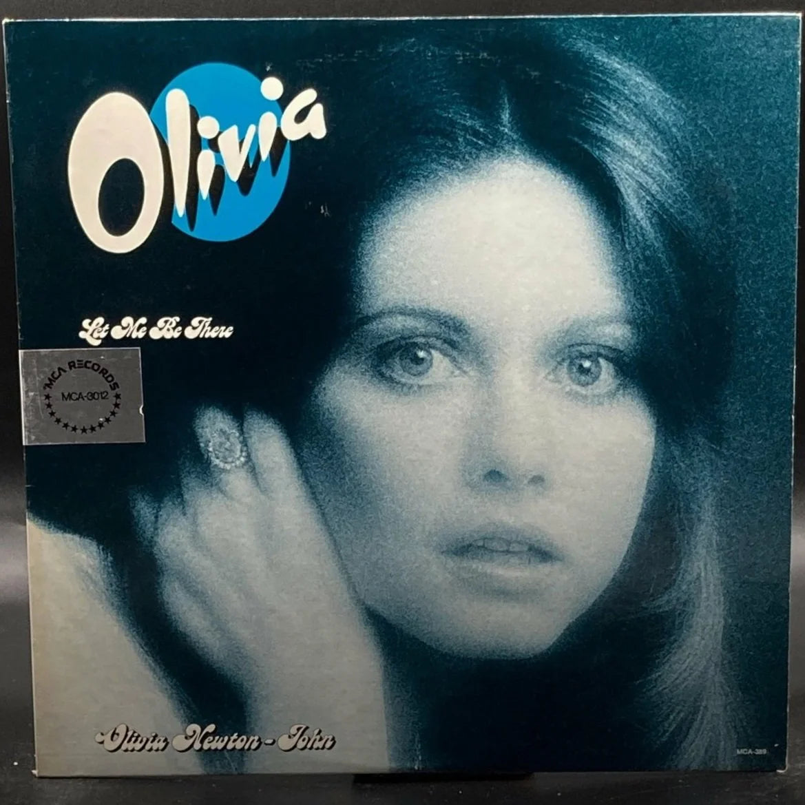 Olivia Newton-John - Let Me Be There