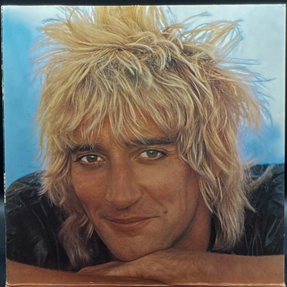 Rod Stewart - Blondes Have More Fun